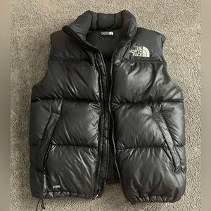 Mens North face vest
